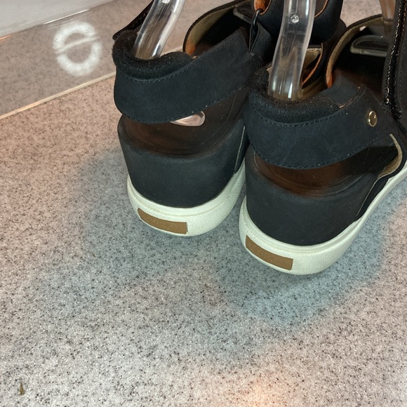 Black Dr Scholls super comfy wedge sandals with hook and loop closure size 9.5 - Picture 4 of 6